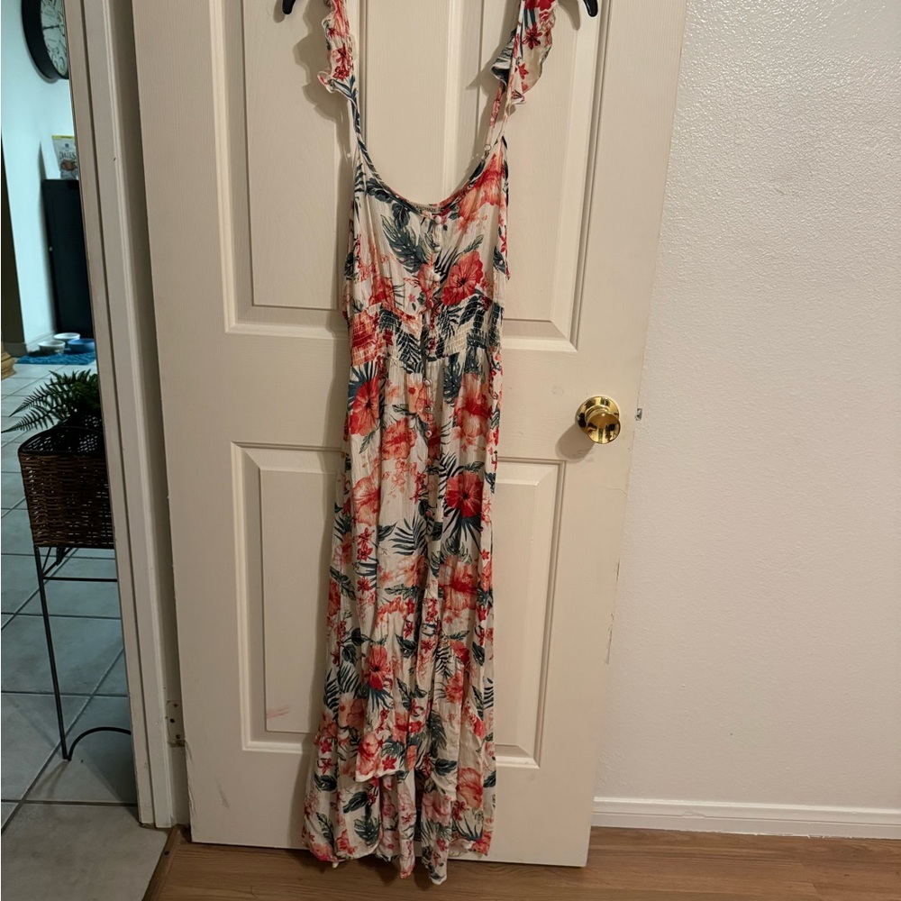 Islandhaze Floral Maxi Dress with Ruffle Straps